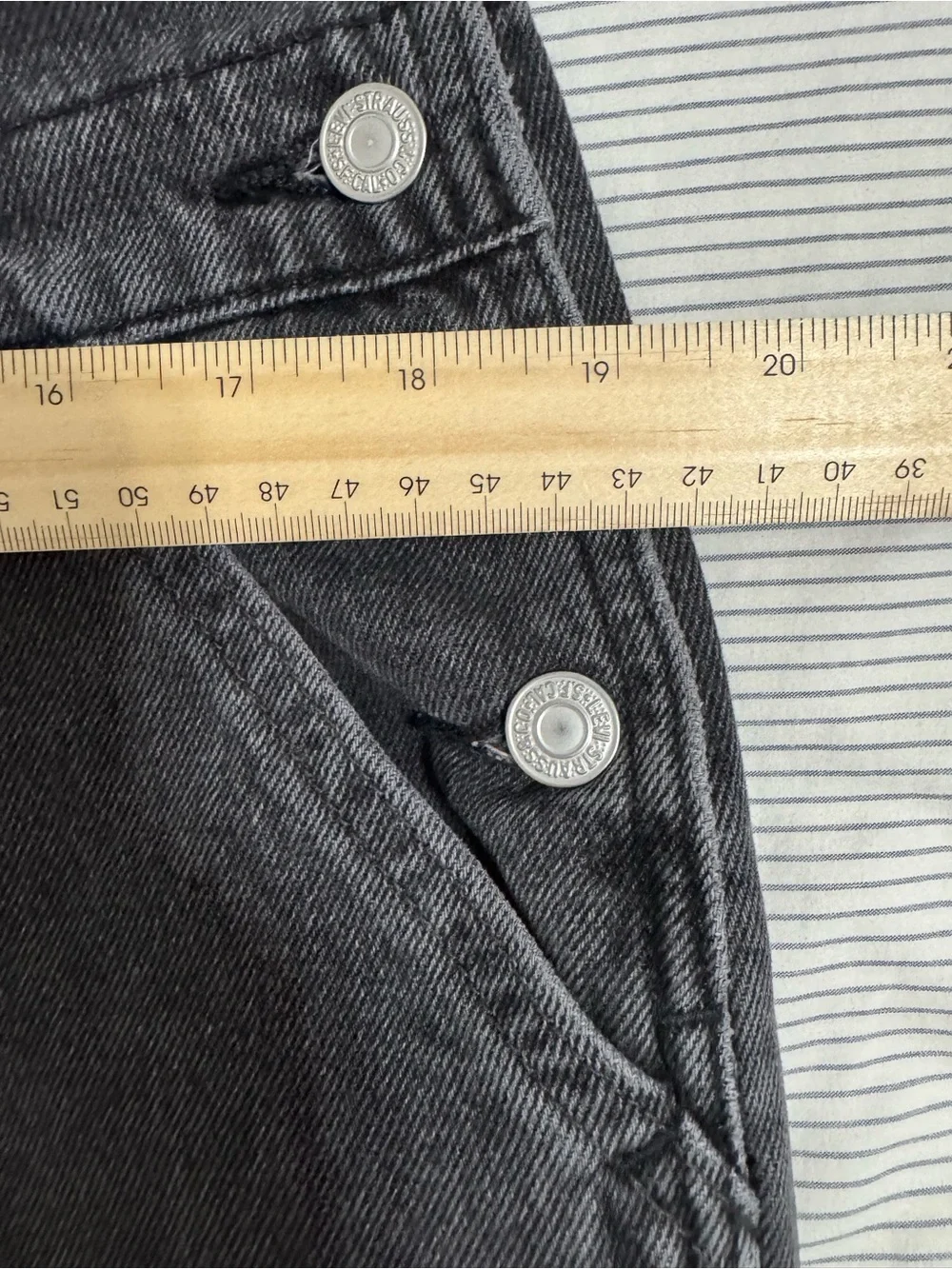 Levi’s Red Tab™ Black Wash Overalls Men's Medium NWT - Heavy Metal Hearts